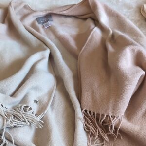 Soia & Kyo Beige Textured Scarf
